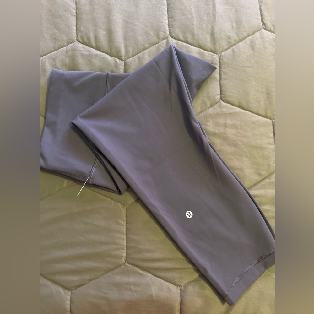 Lululemon Wunder Train High-Rise Tight 25" Brand New without Tag